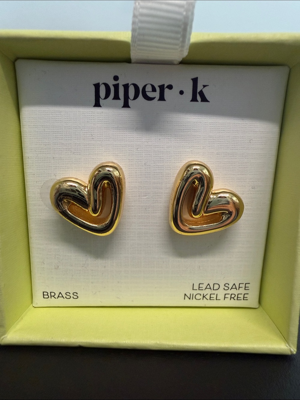 Piper K | Puffy Classic Style Heart Earrings